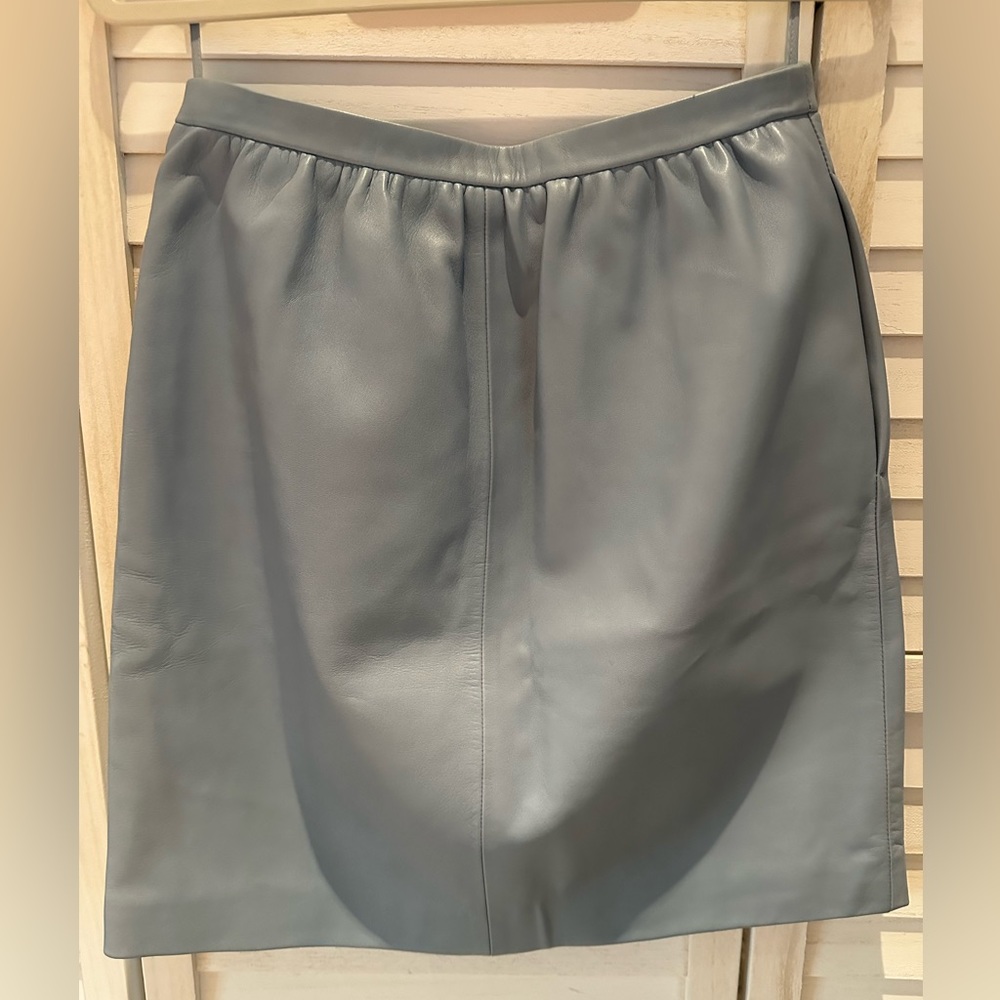 Gucci Leather skirt, blue!